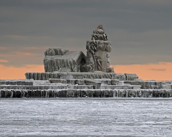 Cleveland Harbor West Pierhead Lighthouse